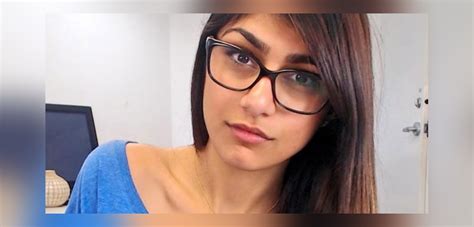 mia khalifa onlyfans blowjob|OnlyFans